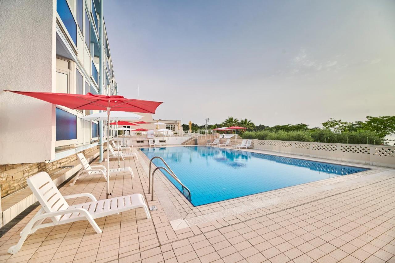Plavi Plava Laguna Hotel 3*