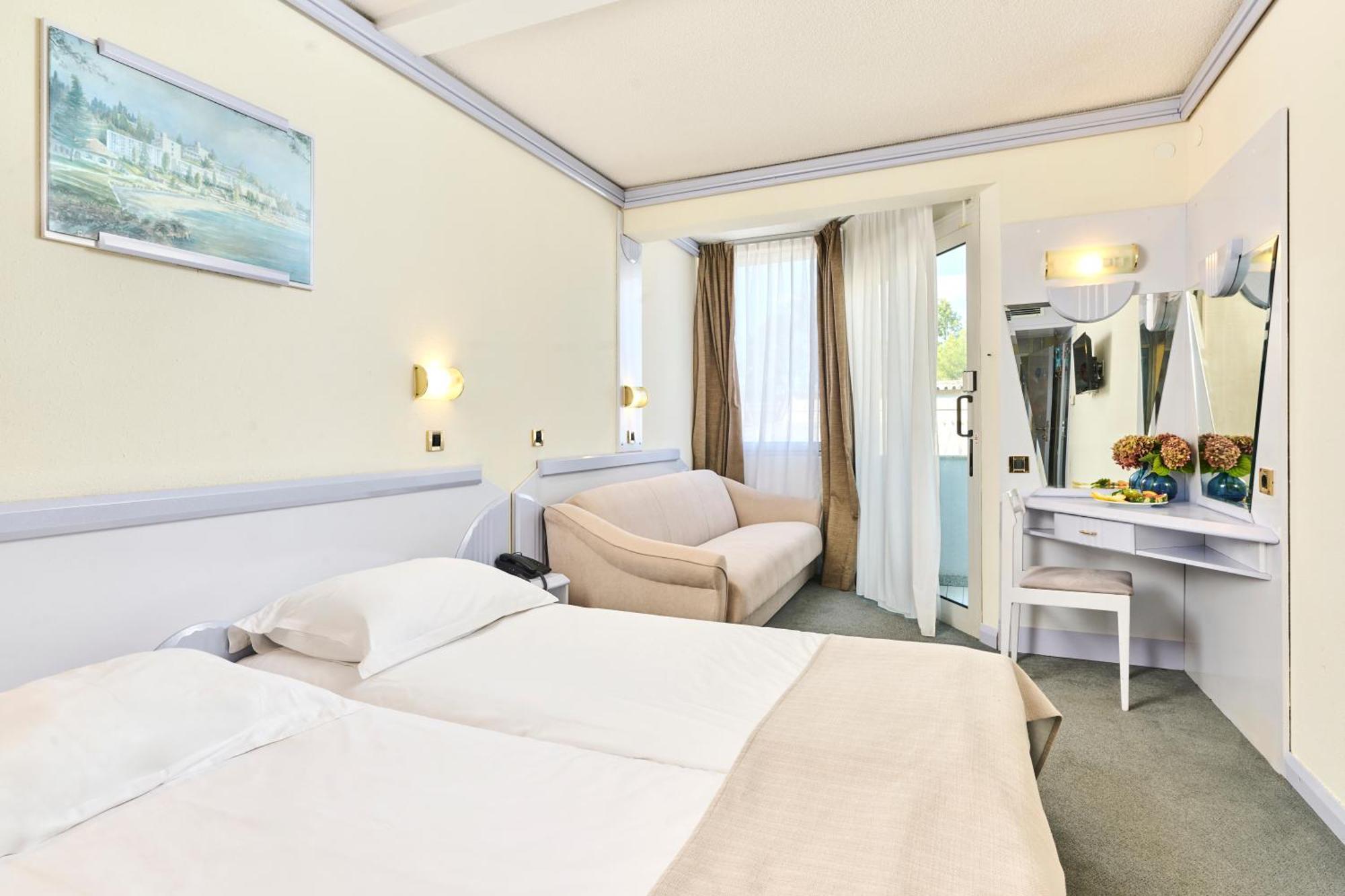 Plavi Plava Laguna Hotel 3*