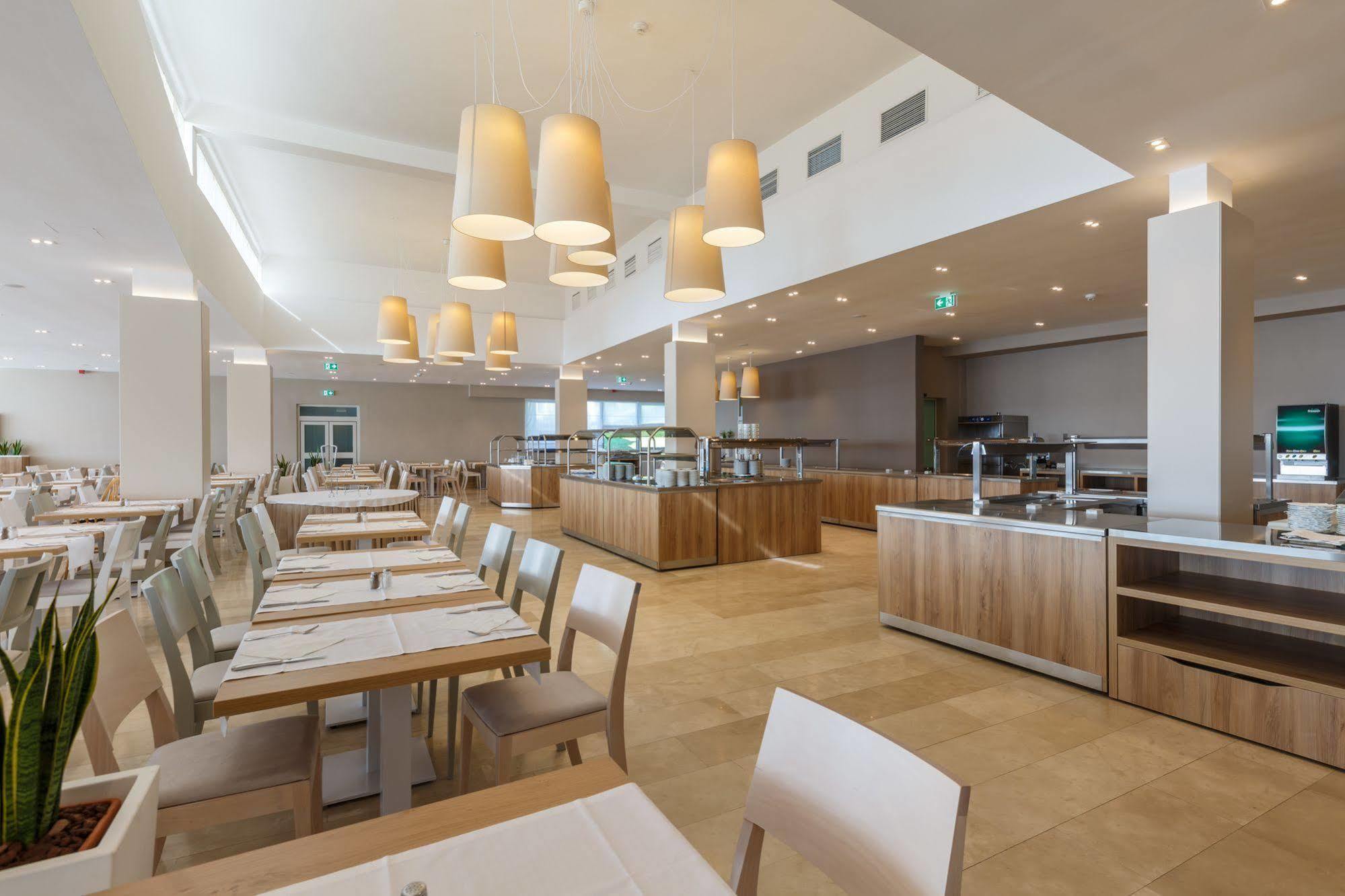 Hotel Plavi Plava Laguna 3*